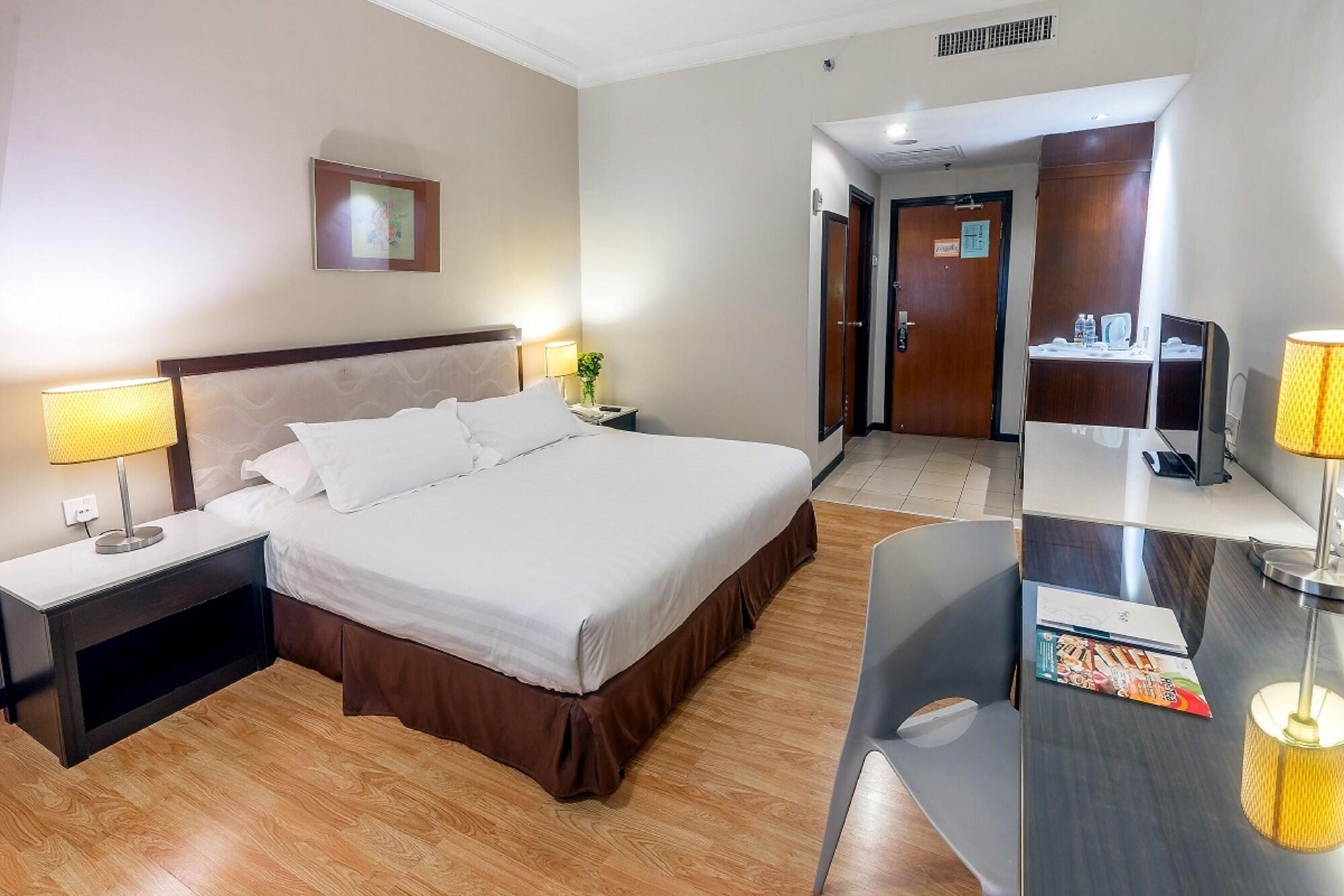 Crystal Crown Hotel Kuala Lumpur Exterior photo